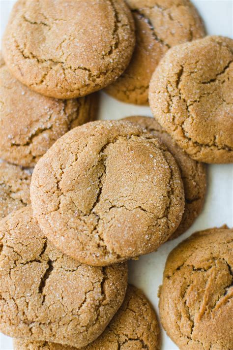 What does brown sugar do to a cookie?